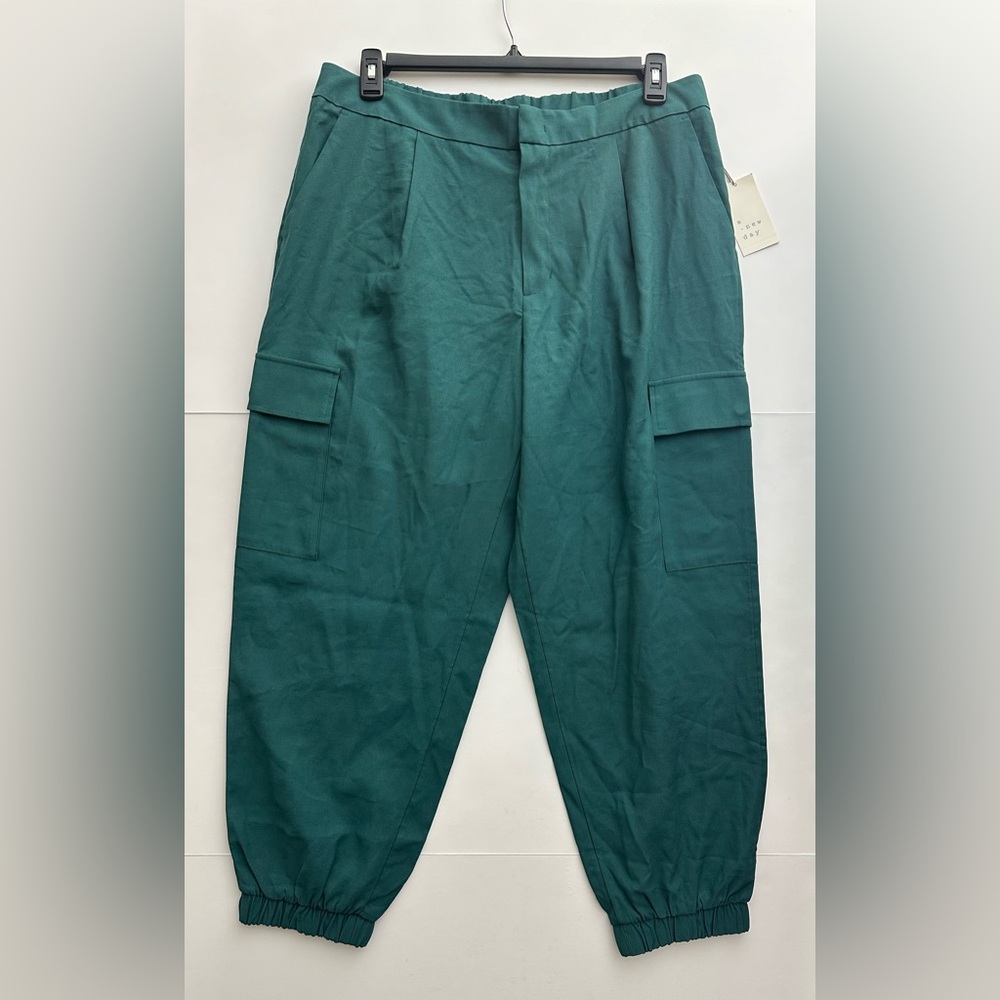 A New Day Teal Green High Rise Ankle Cargo Jogger Pants Women’s NEW Green